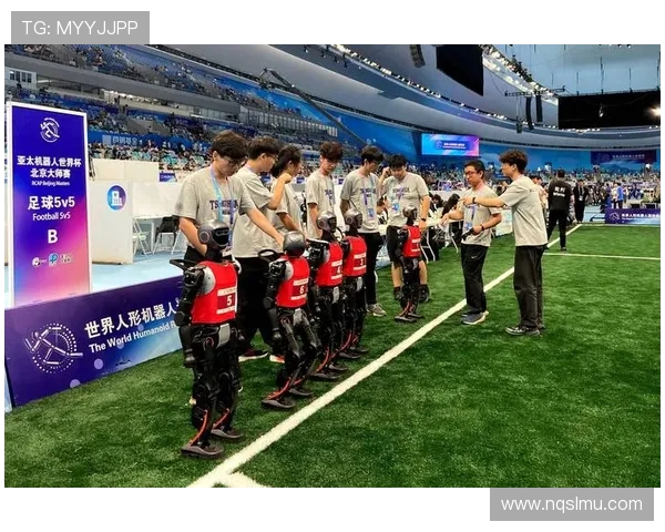 清华火神队 5-3 力克中国农大，斩获国内机器人足球 AI 赛首冠